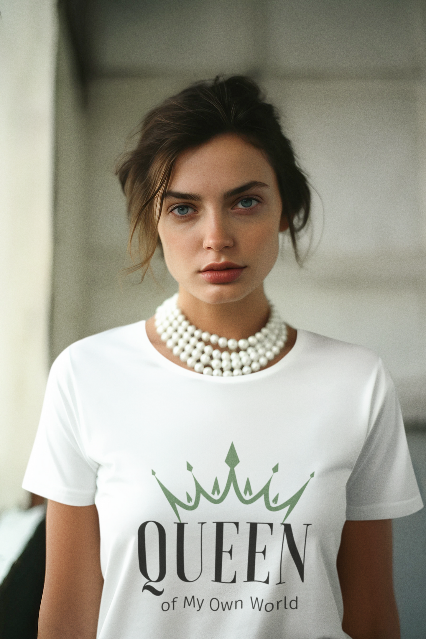 Queen Women's Classic T-Shirt